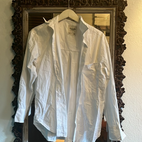 Abercrombie and Fitch XXS white button-down immaculate condition no tags - Picture 2 of 3